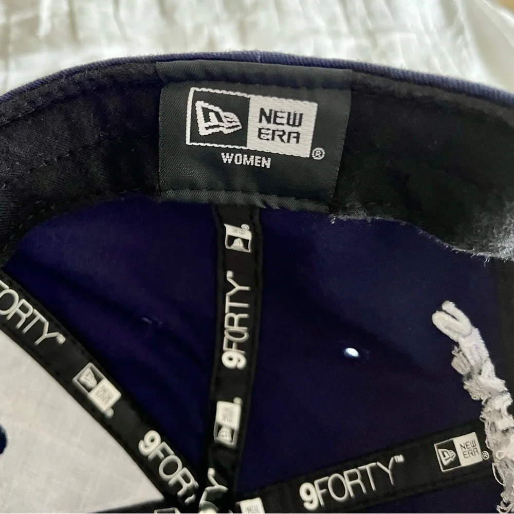 🏈 Seattle Seahawks Women-Sized New Era Cap — Super Bowl Champs!